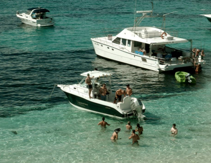 Party boat cruise near Rottnest Island